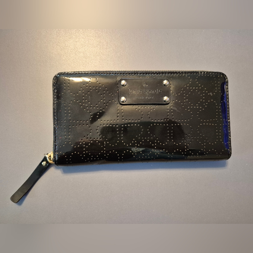 NWOT Kate Spade Black Wallet